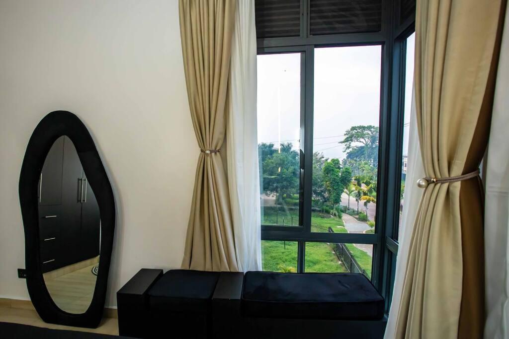 Andrena Smart Haven Lakeside Condo In Entebbe Zewnętrze zdjęcie